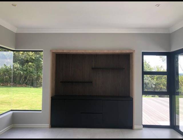 4 BEDROOM HOUSE FOR SALE IN WATERLAKE FARM LIFESTYLE ESTATE